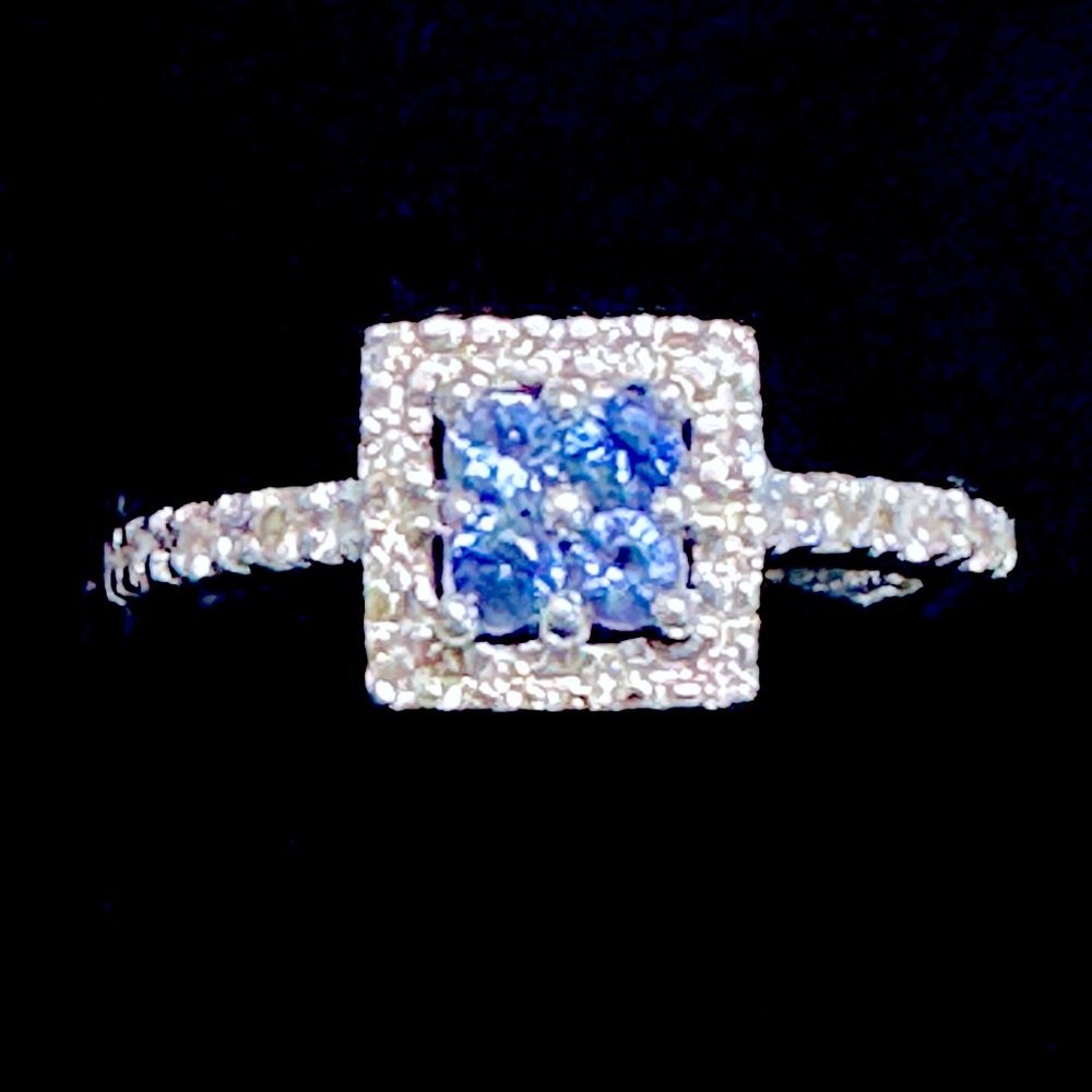 Diamond and Sapphire 14kt White Gold Ring Size 7- Beautiful!!